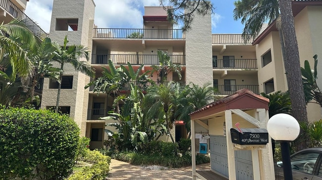 Photo - 7500 40th Ave W Unit 206