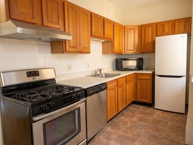 Photo - 1177 Commonwealth Ave Unit 6