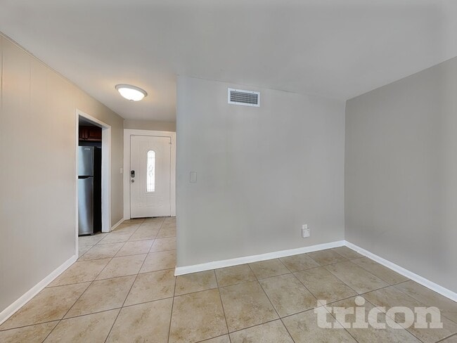 Photo - 616 Leisure Ave