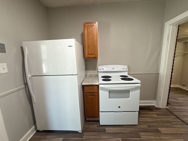 Photo - FOR RENT - Renovated Duplex in Gallatin - Half Off 1st Month Move in Special!