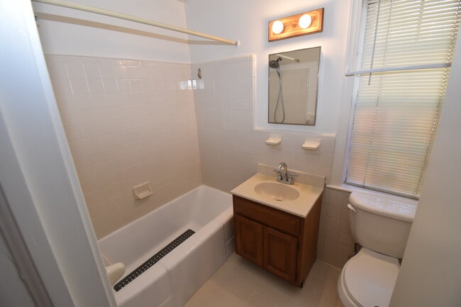 Photo - Cambridge Court Unit 101