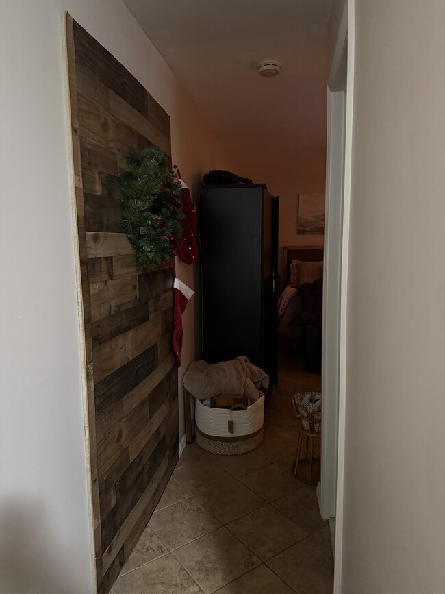 Photo - 16 Gridley St Unidad Studio Apartment