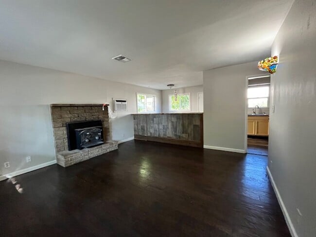 Photo - 3 Bedroom Home Centrally Located in Carson City