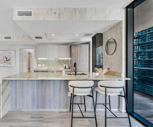 Photo - 801 S Miami Ave Unidad 1805