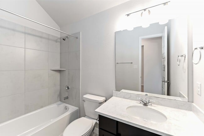 Photo - 24543 Greeley Lake Dr