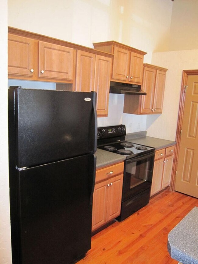 Photo - Stove Works 209 Unit SW 209