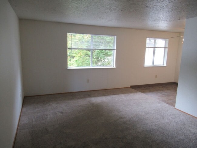 Photo - Quiet Two Bedroom Apartment in Keizer Unit 4295