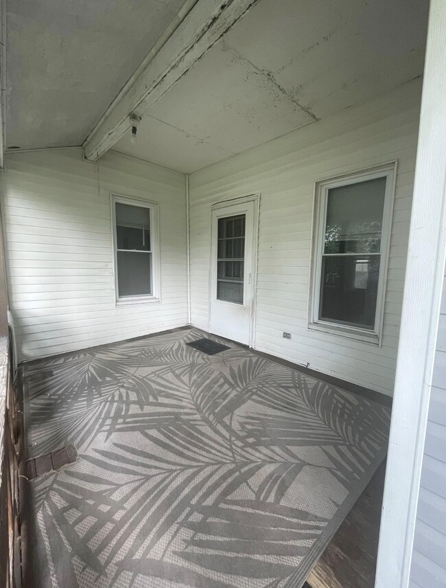 Photo - 347 Euclid Ave Unit 347 Euclid 1st floor