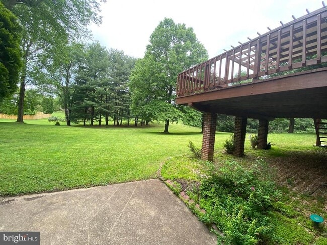 Photo - 330 River Bend Rd