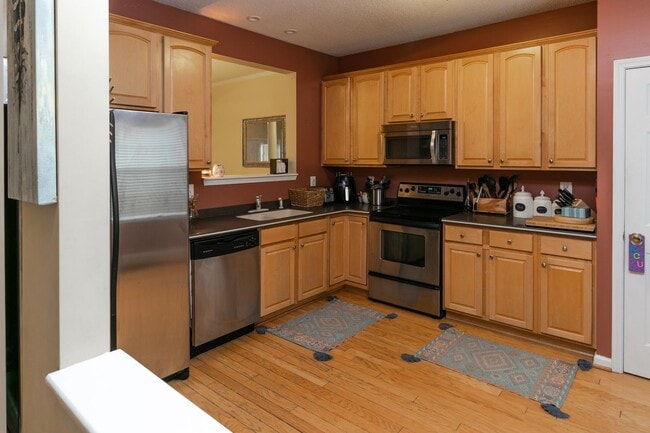 Photo - Spacious, well-kept 3 bedroom N Raleigh townhome with fenced back area!