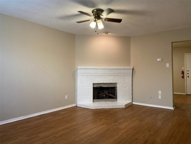 Building Photo - 3063 Olympia Dr Rental