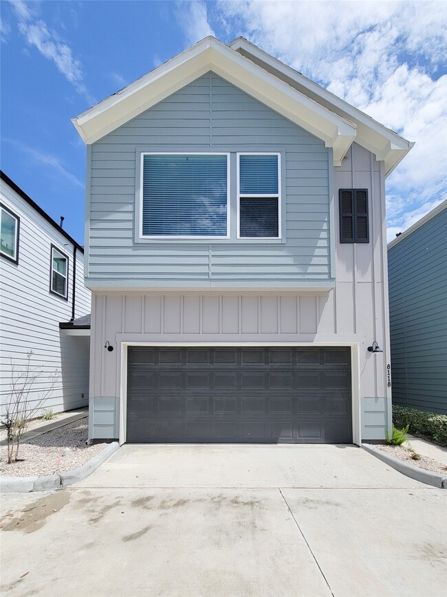 Building Photo - 8118 Esther Acres Ln