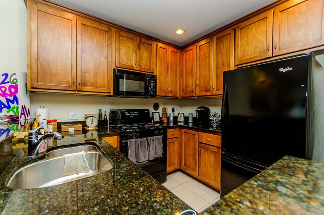 Photo - 166 W Grand Ave
