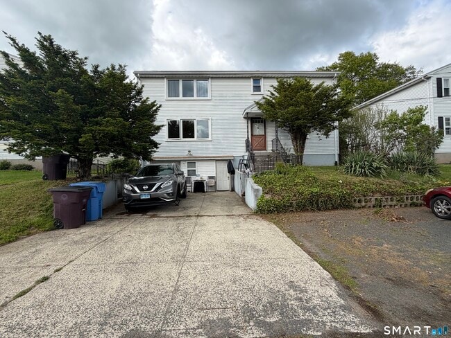 Building Photo - 133 Pinehurst Ave Unit Flr 1