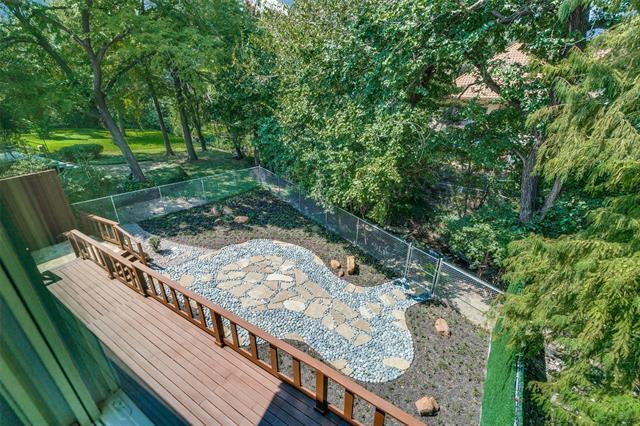 Photo - 10543 Pagewood