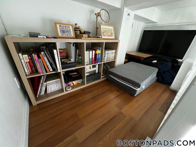 72 Kneeland St Unidad 705