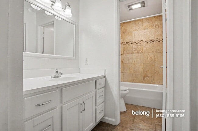 Photo - 2700 Le Conte Ave Unit 203