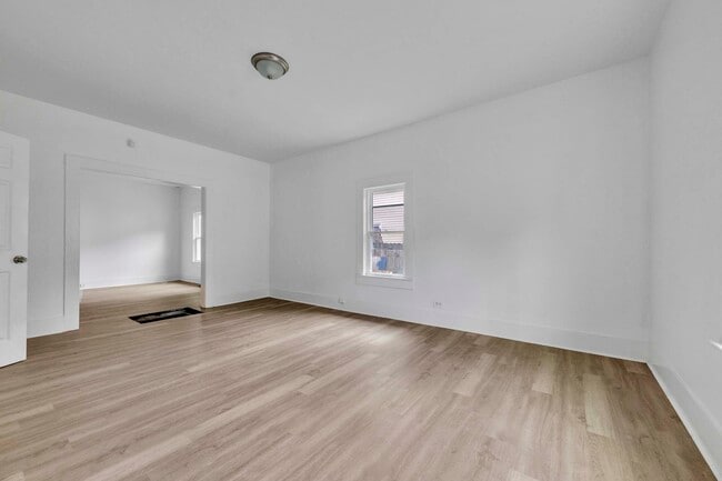 Photo - 848 42nd Pl N