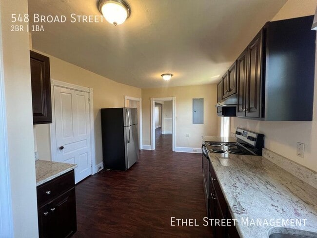 Photo - 548 Broad St Unit 2