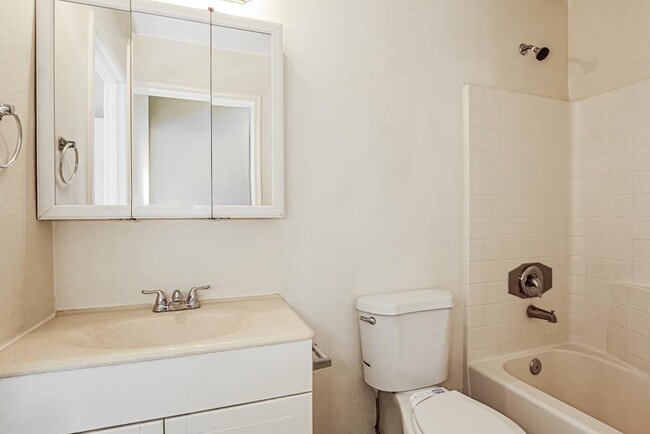Building Photo - 8425 W Coronado Rd Rental