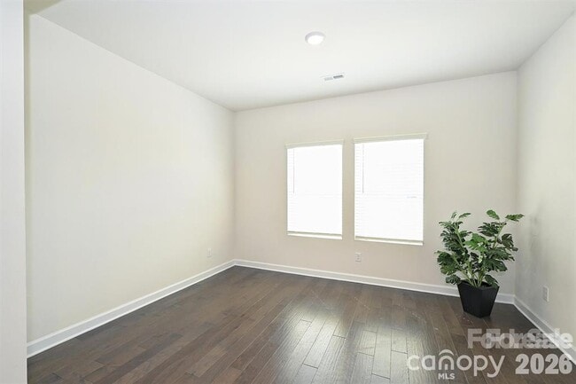 Photo - 2410 Arbor Loop Dr