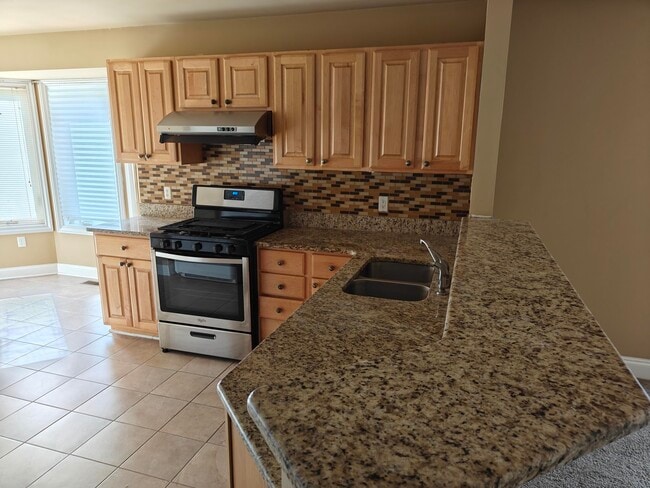 Photo - 5960 Niles St