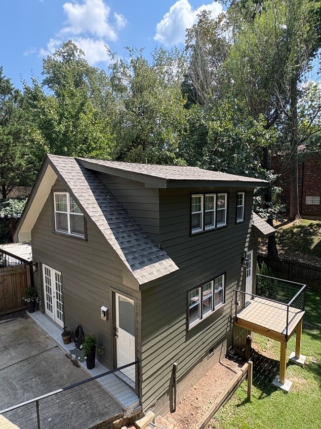 Photo - 1151 Rosedale Dr NE