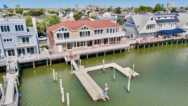 Photo - 802 N Harvard Ave