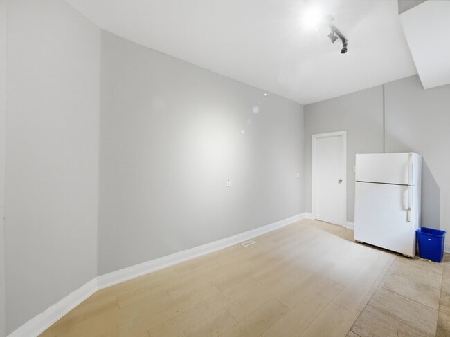 Photo - 208 Wilson St Unit 2