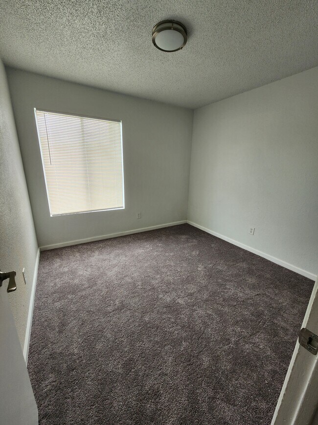 Photo - 3101 W Lisbon St