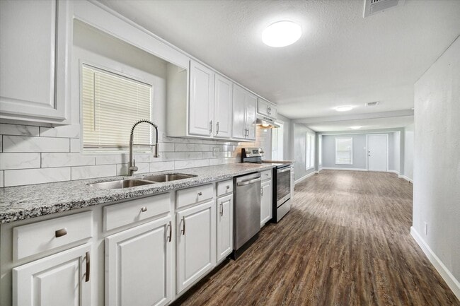 Photo - 110 Maplewood St