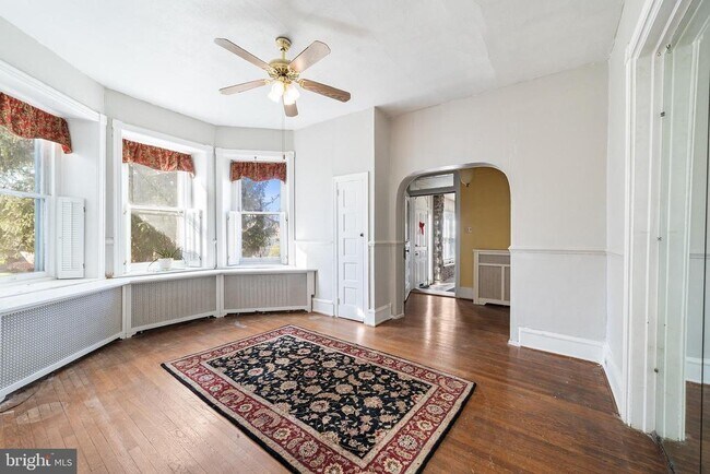 Photo - 7301 Chestnut Ave