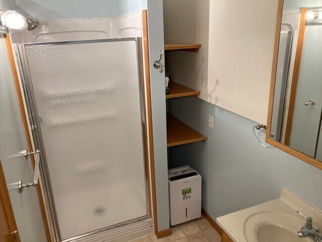 Photo - 4978 Maribe Dr Unit Apt A