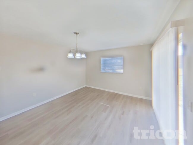 Photo - 1201 Windsor Cir