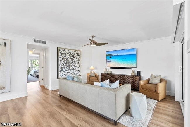 Building Photo - 3500 Gulf Shore Blvd N Unit 408
