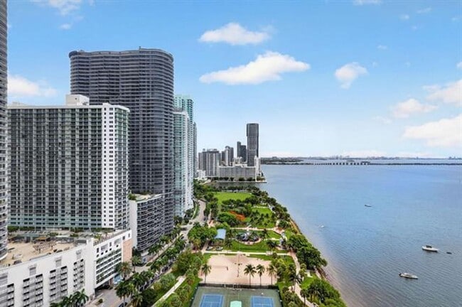 Photo - 1717 N Bayshore Dr