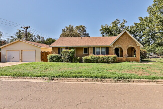Photo - Adorable two bedroom home!