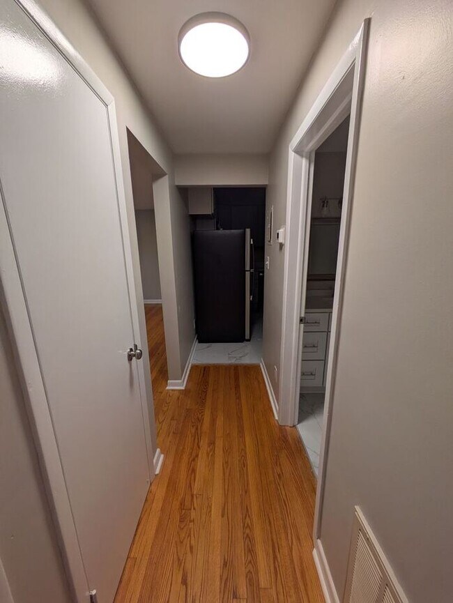 2BD/1BA Duplex in Hickory