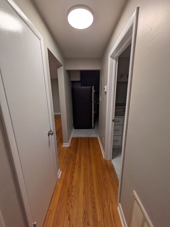 Photo - 2BD/1BA Duplex in Hickory