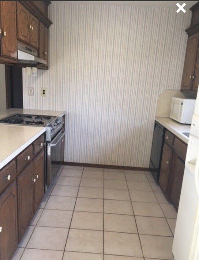 Photo - 203 Timbercrest Ct