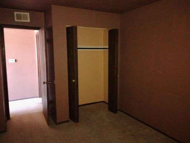 Photo - 902 Cynthia St Unit 53