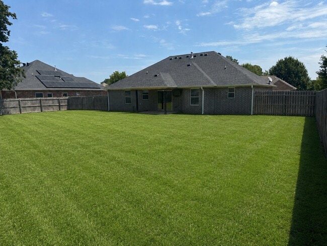 Photo - 489 North Drewrys Bluff Drive