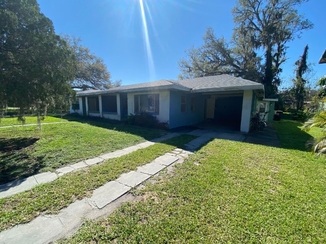 Photo - 2529 Tanglewood St Unit Tanglewood Apt. 3