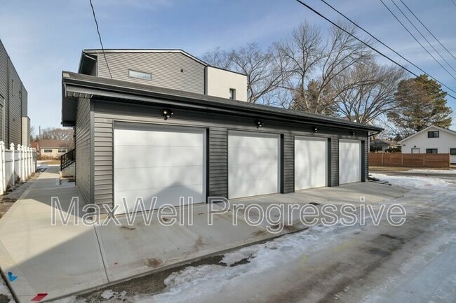 Photo - 13516-13115 115 Ave NW