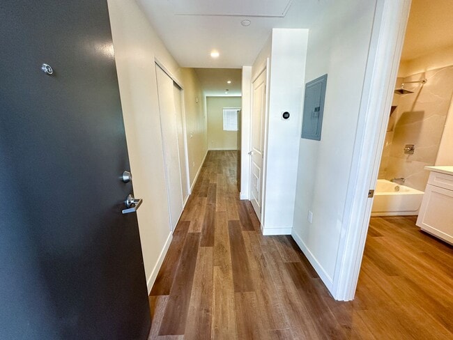 Photo - The Hamilton