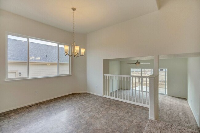 Photo - 2120 Orchard Bloom Dr