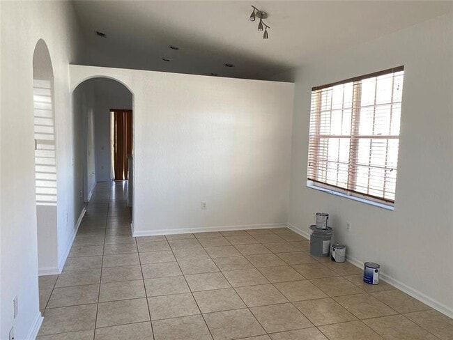 Photo - 1720 NW 78th Way