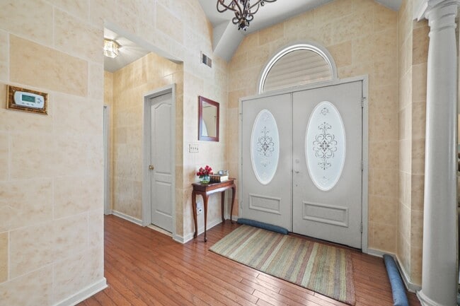 Photo - 601 Timberbrooke Dr