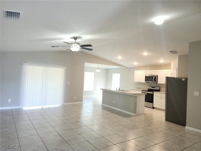 Photo - 2718 5th St SW