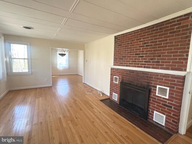 Photo - 4112 Elizabeth Ln